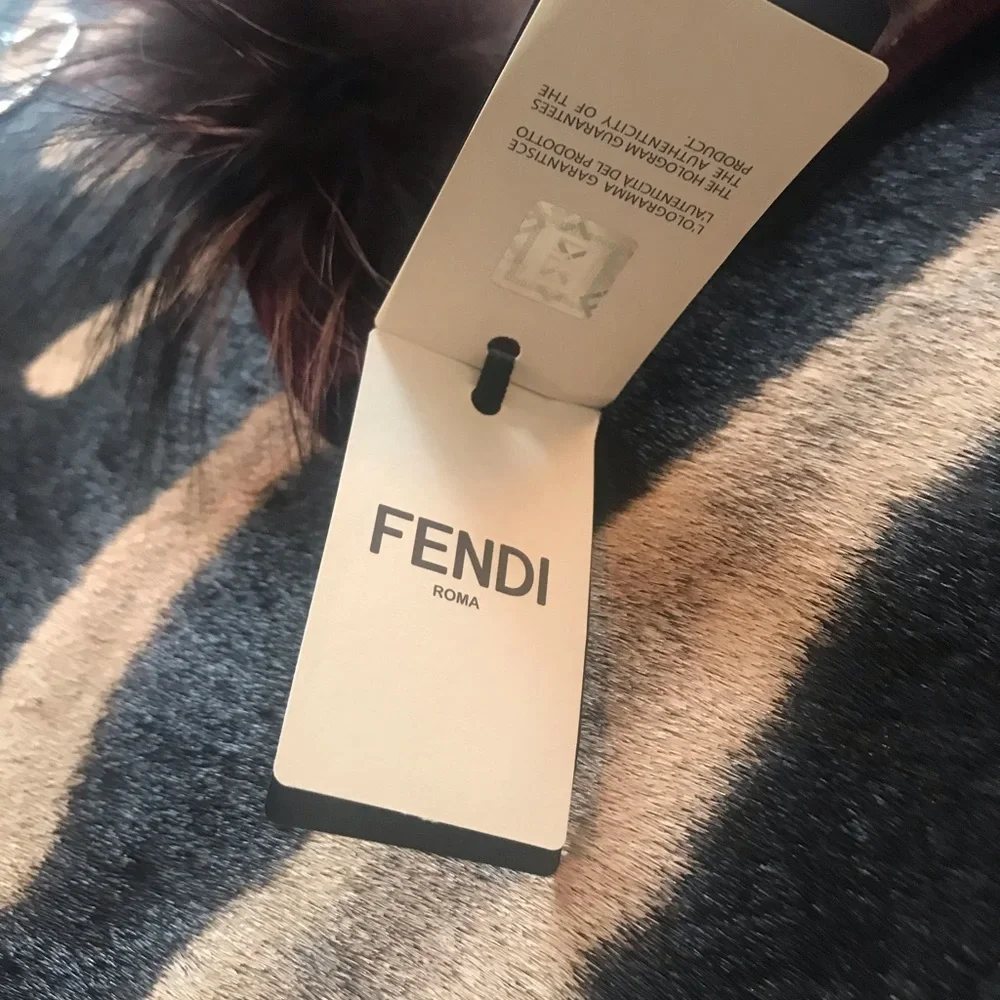 NWT Fendi monster Beenie hat fur - Picture 5 of 6